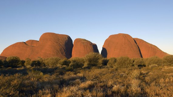 Kings Canyon, Uluru and Kata Tjuta Tour - NT Now Kings Canyon, Uluru and Kata Tjuta Tour - NT Now