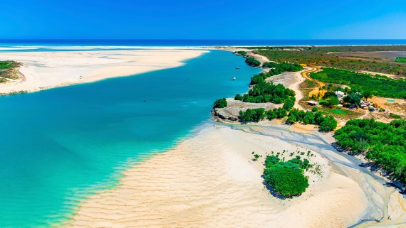 Kimberley Discovery with Coral Expeditions and The Ghan Expedition - NT Now Kimberley Discovery with Coral Expeditions and The Ghan Expedition - NT Now