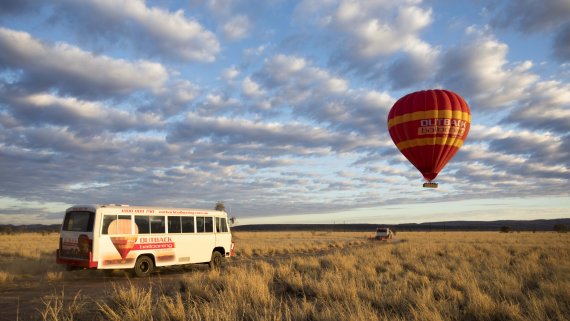 Deluxe Alice & Uluru from the Air - NT Now Deluxe Alice & Uluru from the Air - NT Now