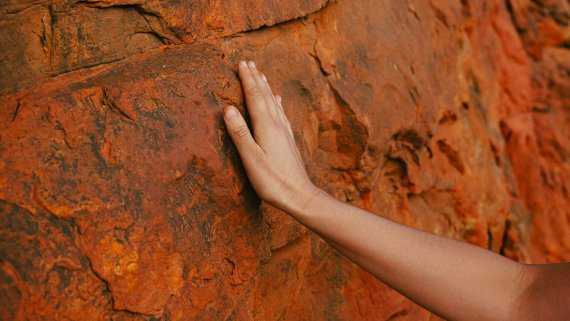 Luxury at Longitude with Alice Springs - NT Now