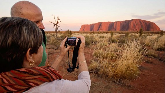 Uluru Aboriginal Art & Cultural Experience Discovery - NT Now Uluru Aboriginal Art & Cultural Experience Discovery - NT Now